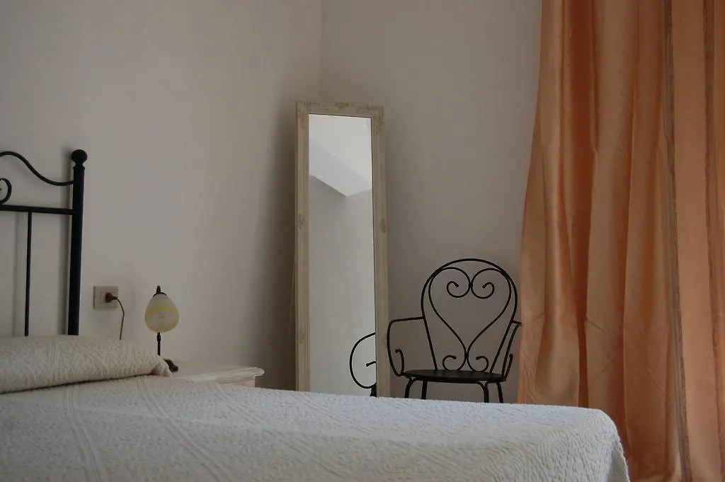 Andrea E Valentina Bed & Breakfast S'archittu Cuglieri Italy